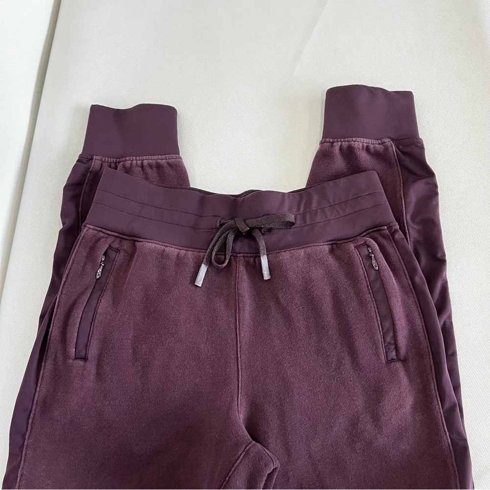 lululemon athletica soft jogger
